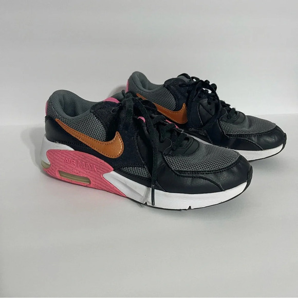 Nike Air Max Excee Sneakers Girl 5Y Youth Black Pink Gray CD6894-007 - Picture 1 of 12